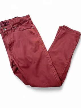 Dockers Slim Straight Jeans in Red